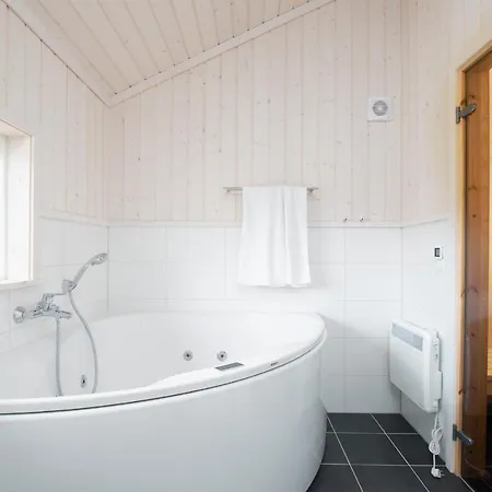 2 Typ D 60 Ferienhaus *